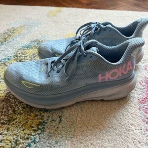 Hoka Women's Clifton 9